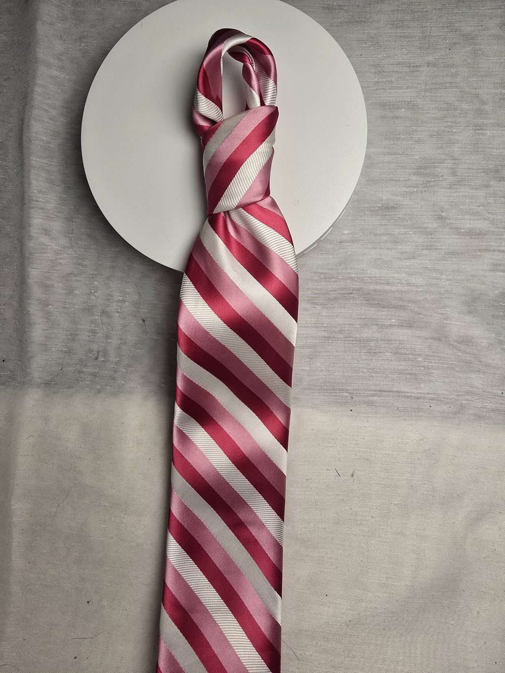 J. Ferrar Men’s Necktie Pink Burgundy White Striped Polyester Tie